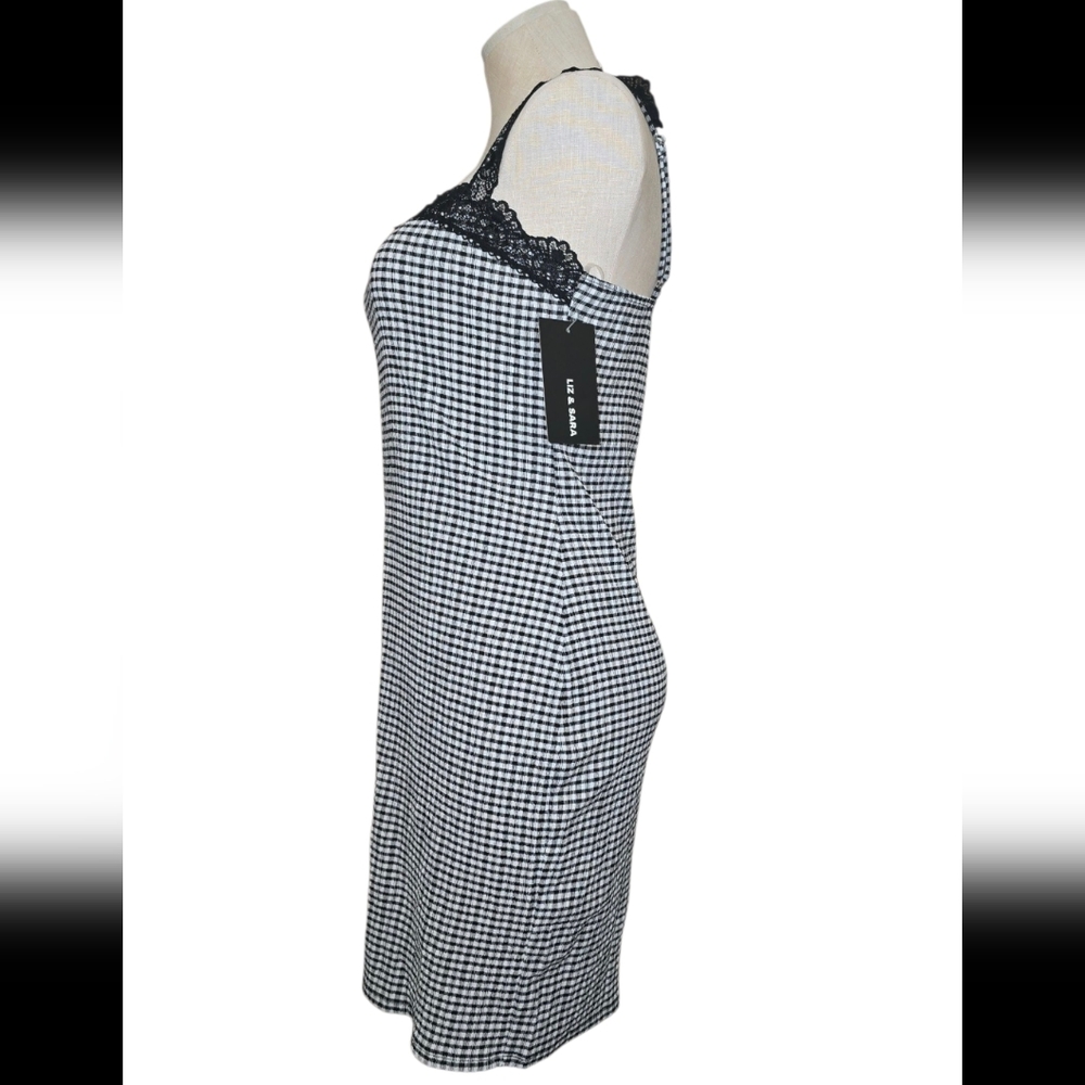 Black And White Gingham Dress - Picture 3 of 4